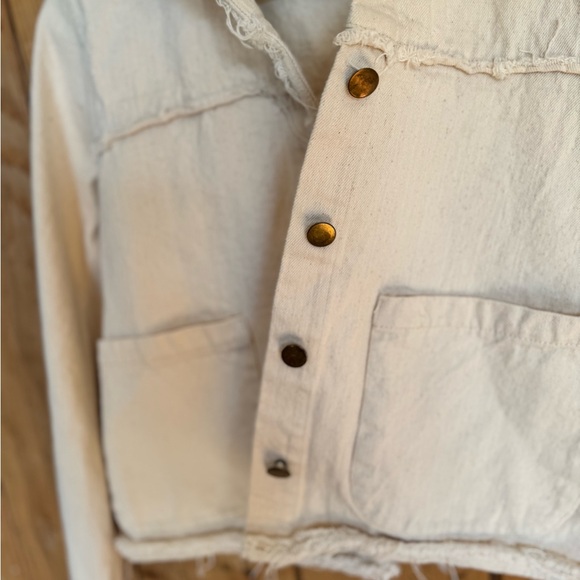 Mod Ref Frayed Distressed Cream Jean Jacket - Women's Medium - Picture 6 of 16